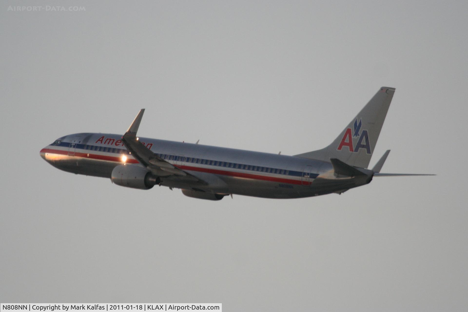 N808NN, 2009 Boeing 737-823 C/N 33206, American Airlines Boeing 737-823, departing 25R KLAX.