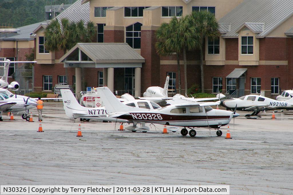 N30326, 1973 Cessna 210L Centurion C/N 21059914, 1973 Cessna 210L, c/n: 21059914 on GA Ramp