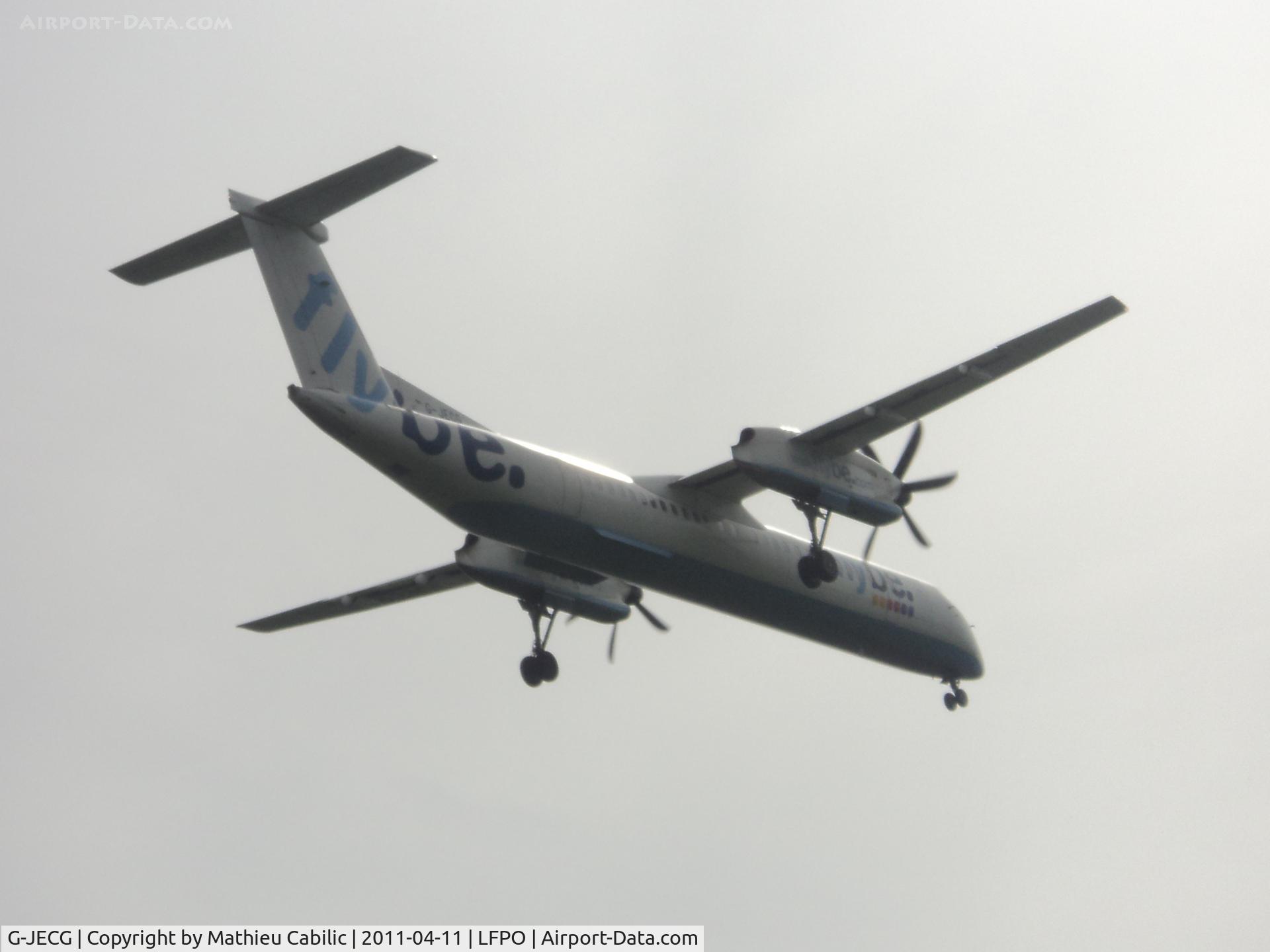 G-JECG, 2004 De Havilland Canada DHC-8-402Q Dash 8 C/N 4098, De Havilland Canada DHC-8-402 Q400