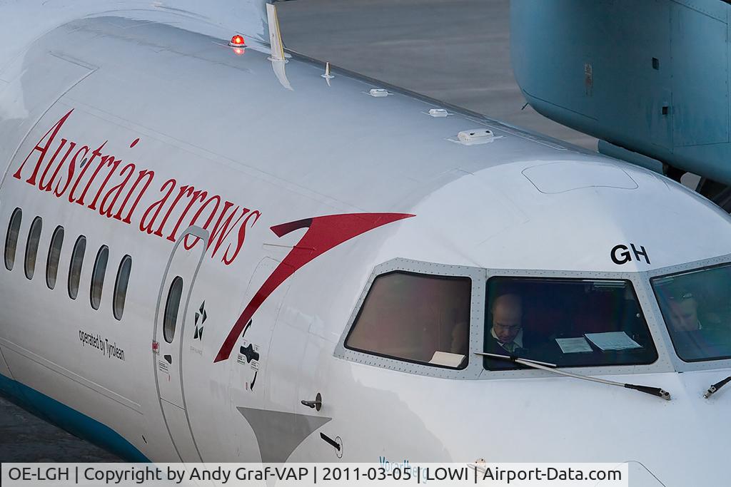 OE-LGH, 2002 De Havilland Canada DHC-8-402Q Dash 8 C/N 4075, Austrian Arrows DHC 8-400
