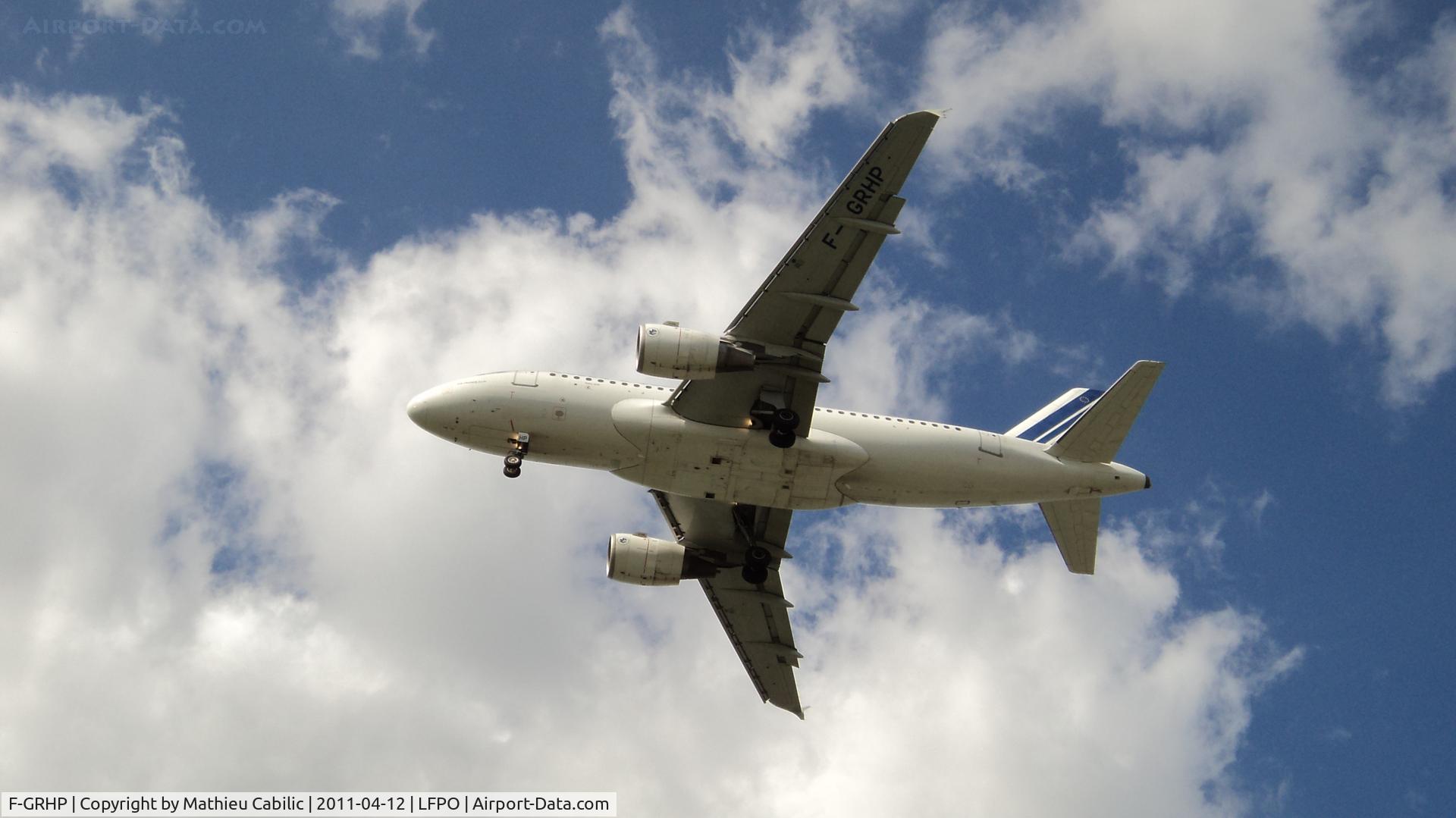 F-GRHP, 2000 Airbus A319-111 C/N 1344, Airbus A319-111 landing runway 26