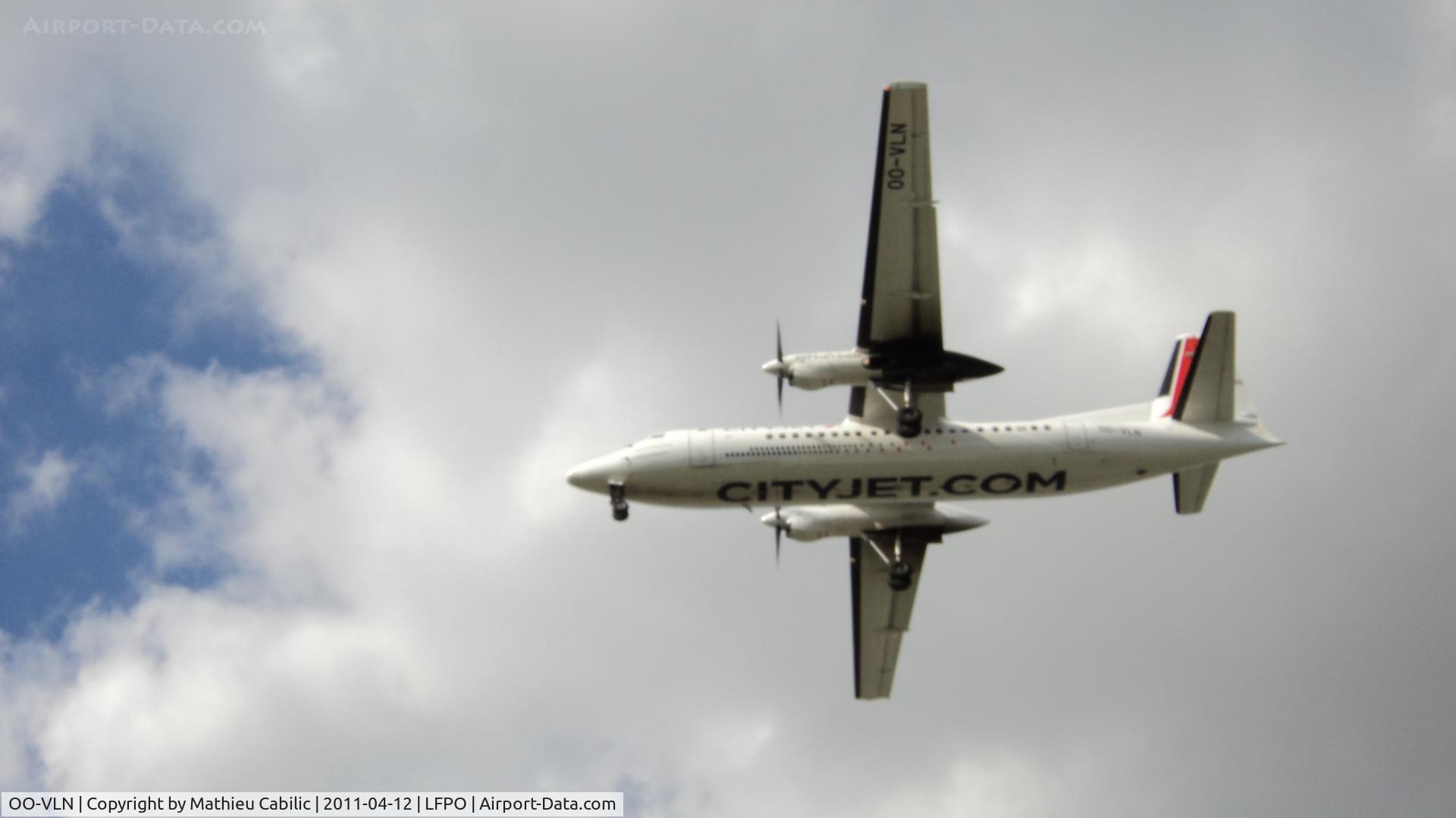 OO-VLN, 1989 Fokker 50 C/N 20145, Fokker 50 landing runway 26