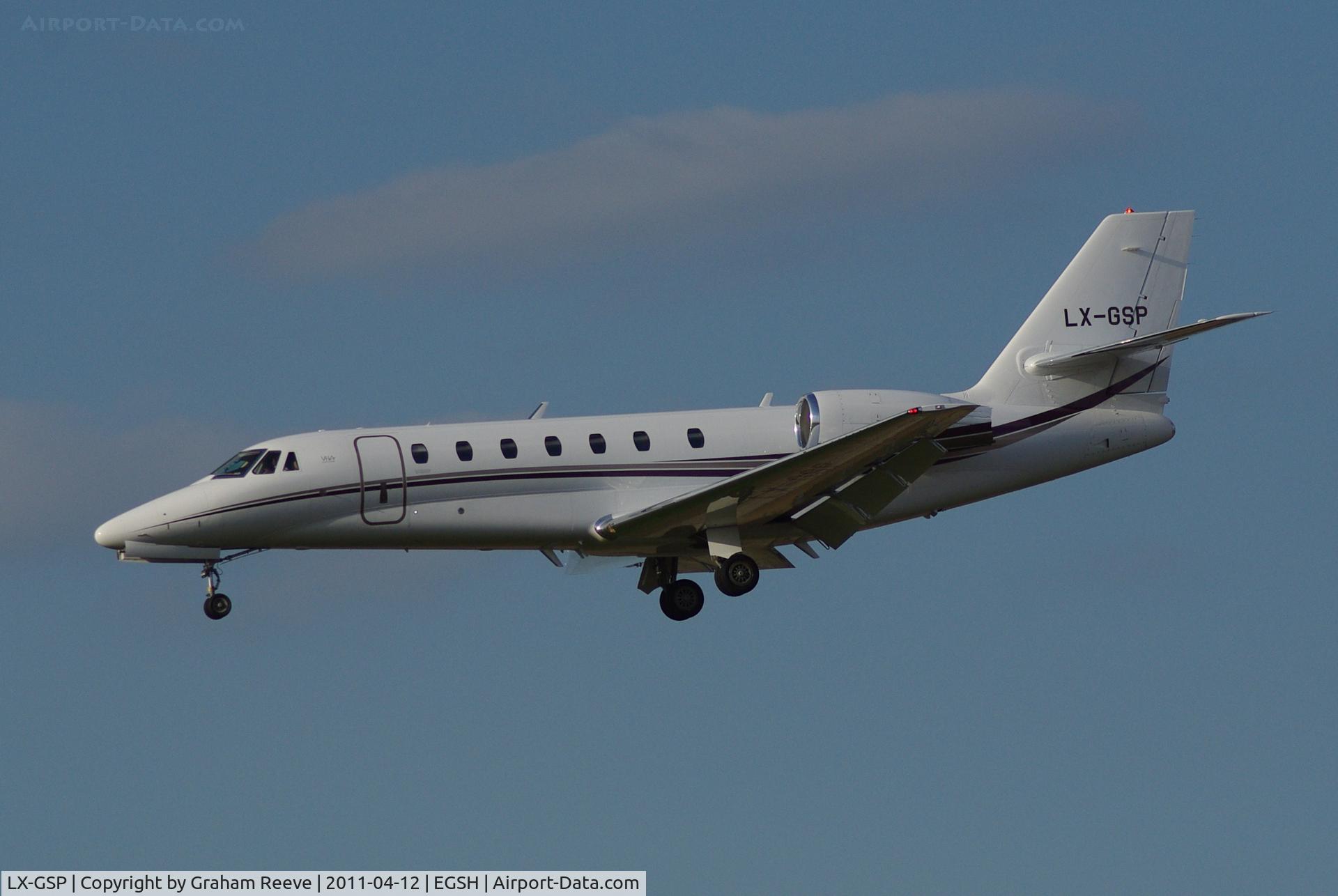 LX-GSP, 2010 Cessna 680 Citation Sovereign C/N 680-0302, Landing at Norwich.