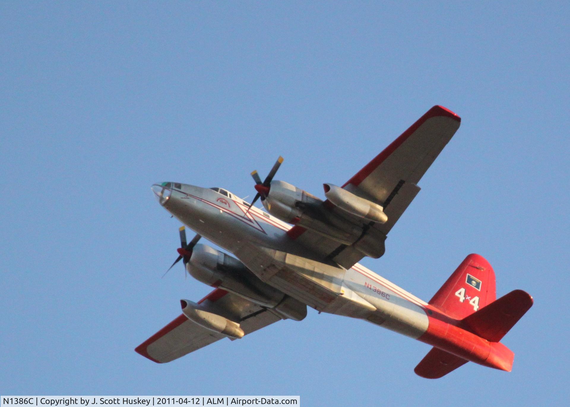 N1386C, 1954 Lockheed P2V-5 Neptune C/N 426-5268, N1386C flying south of Alamogordo, New Mexico, heading for battle!