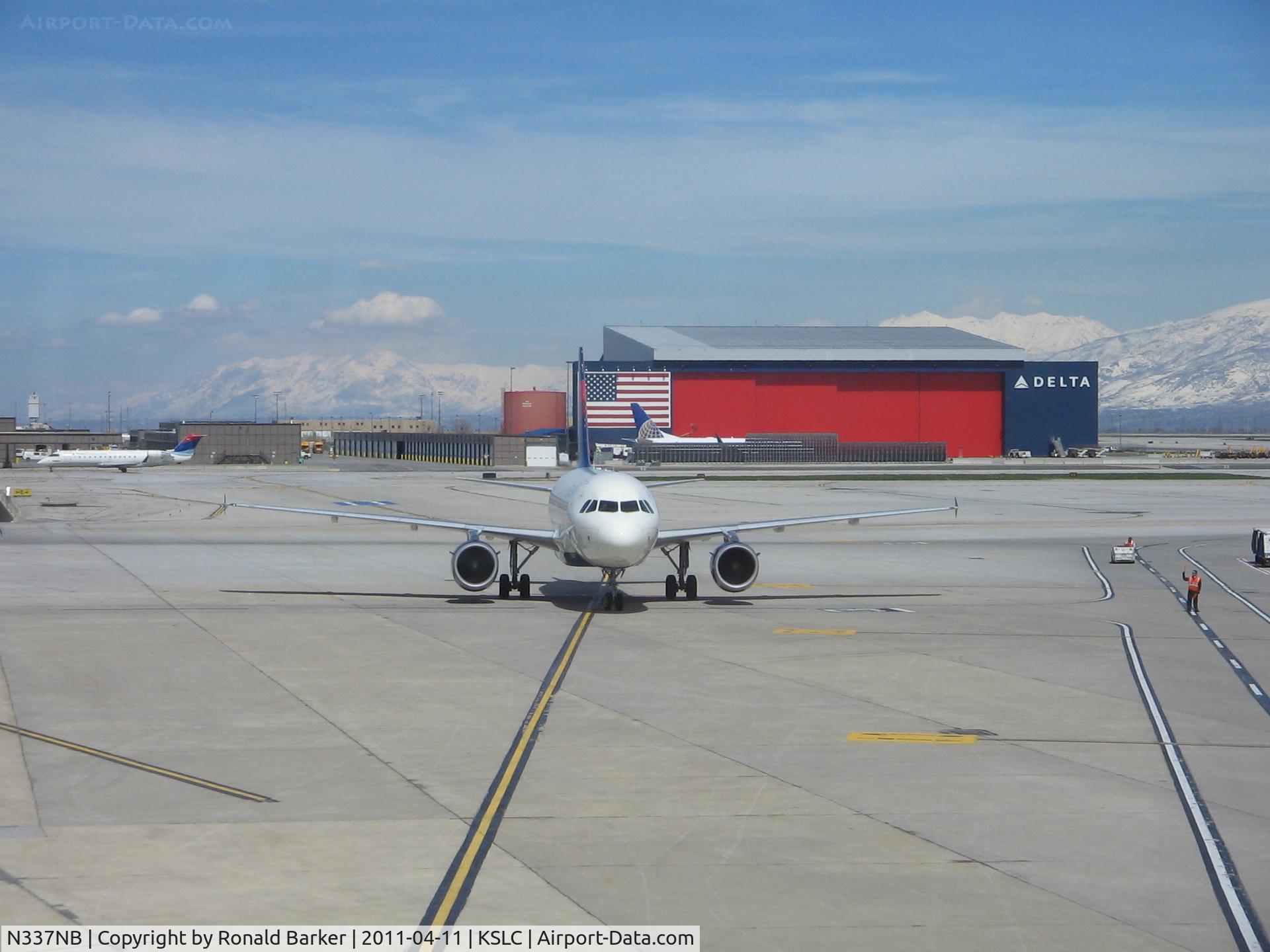 N337NB, 2002 Airbus A319-114 C/N 1685, N337NB at SLC