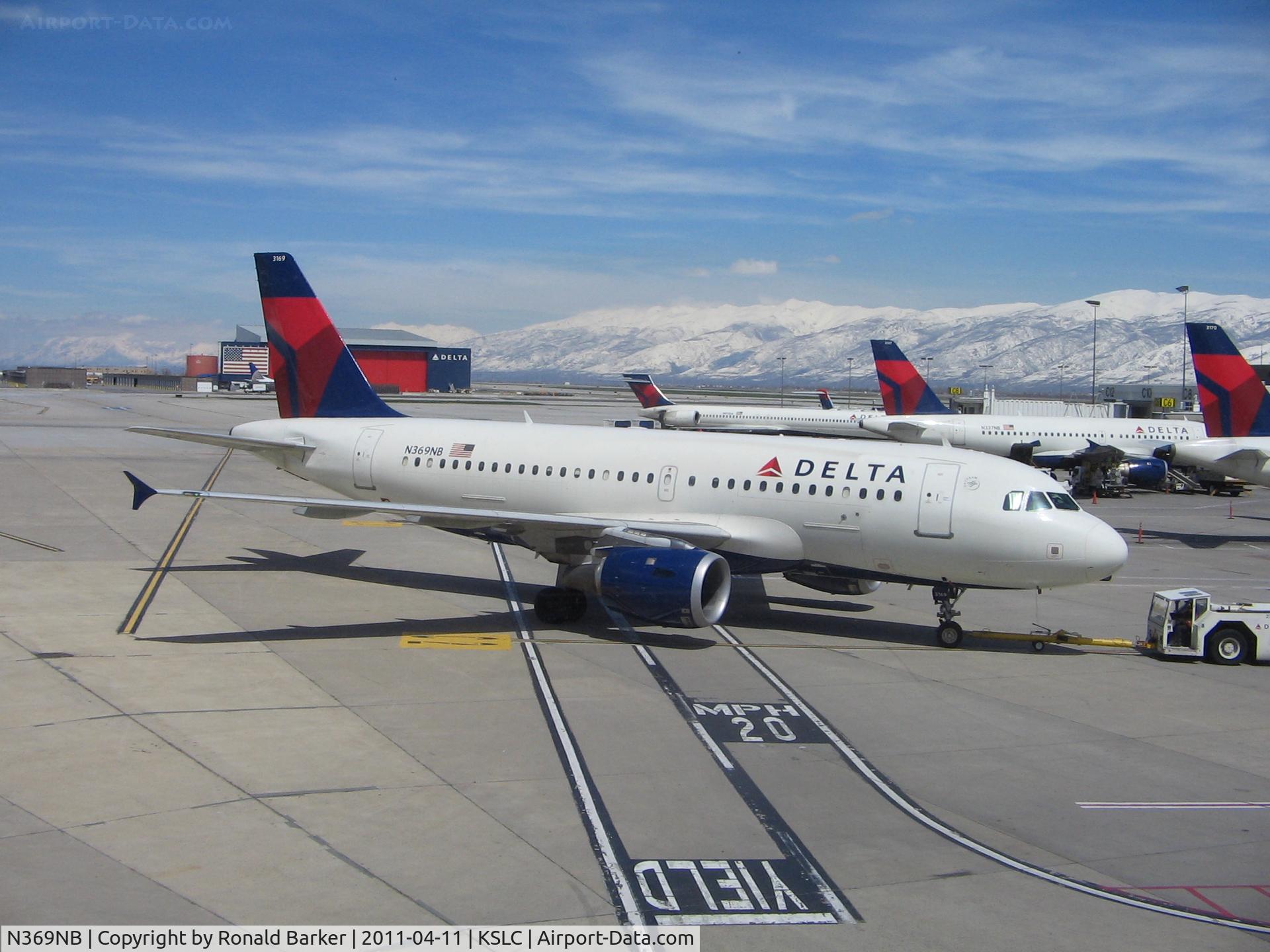 N369NB, 2003 Airbus A319-114 C/N 2047, N369NB at SLC