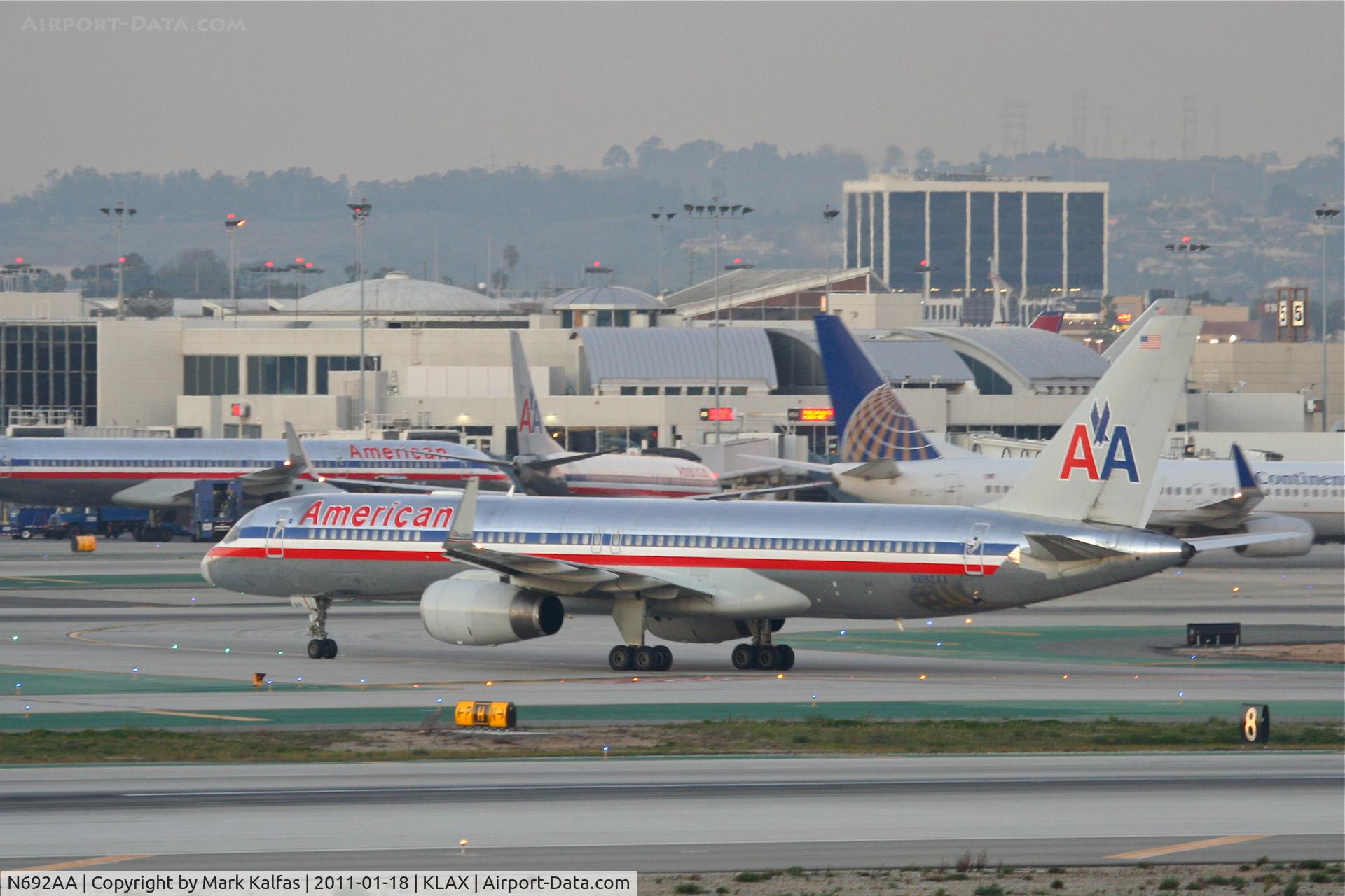 N692AA, 1993 Boeing 757-223 C/N 26972, American Airlines Boeing 757-223, AAL203 arriving from KMIA, on TWY P KLAX.