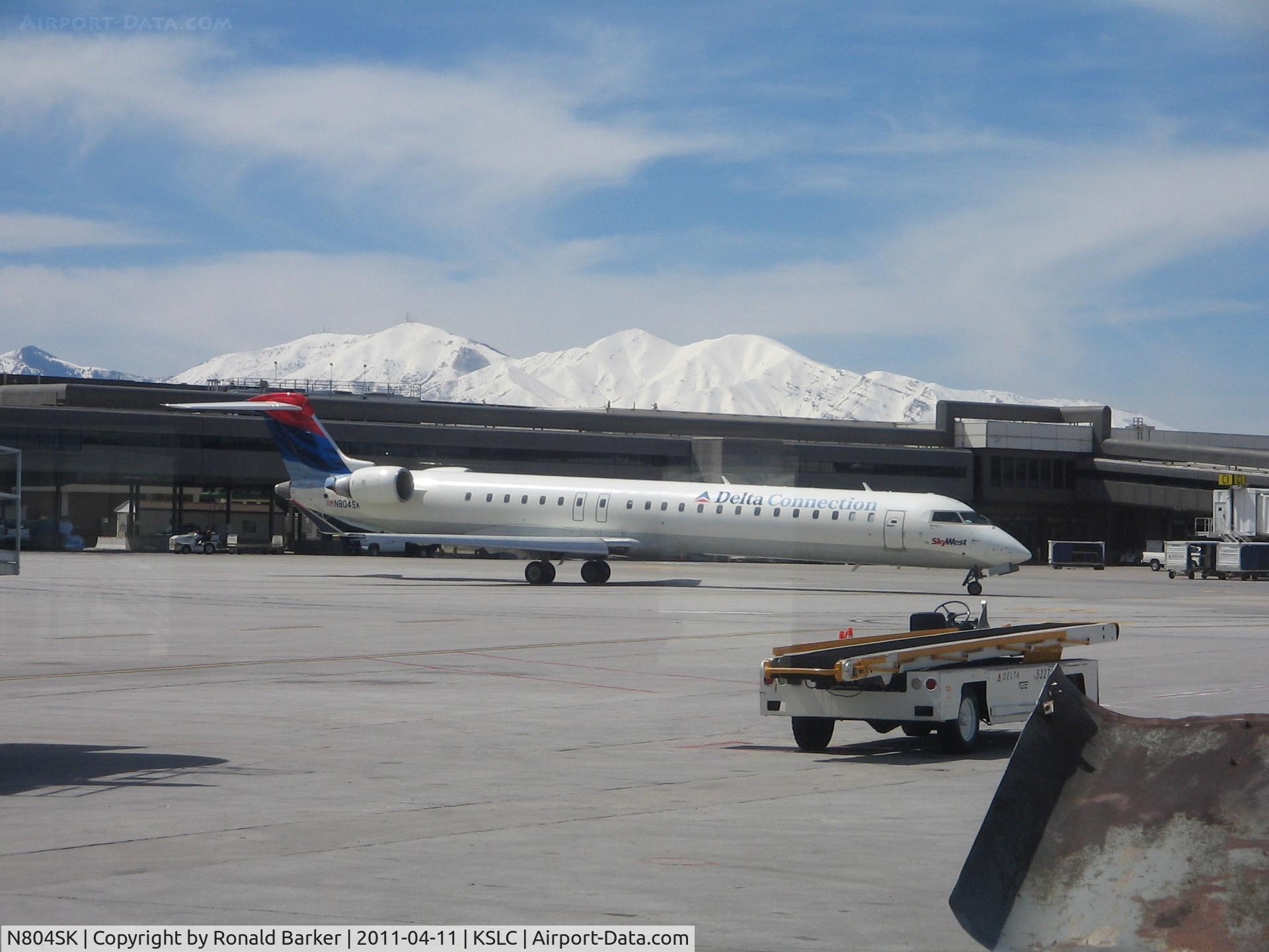 N804SK, 2006 Bombardier CRJ-900ER (CL-600-2D24) C/N 15067, N804SK at SLC