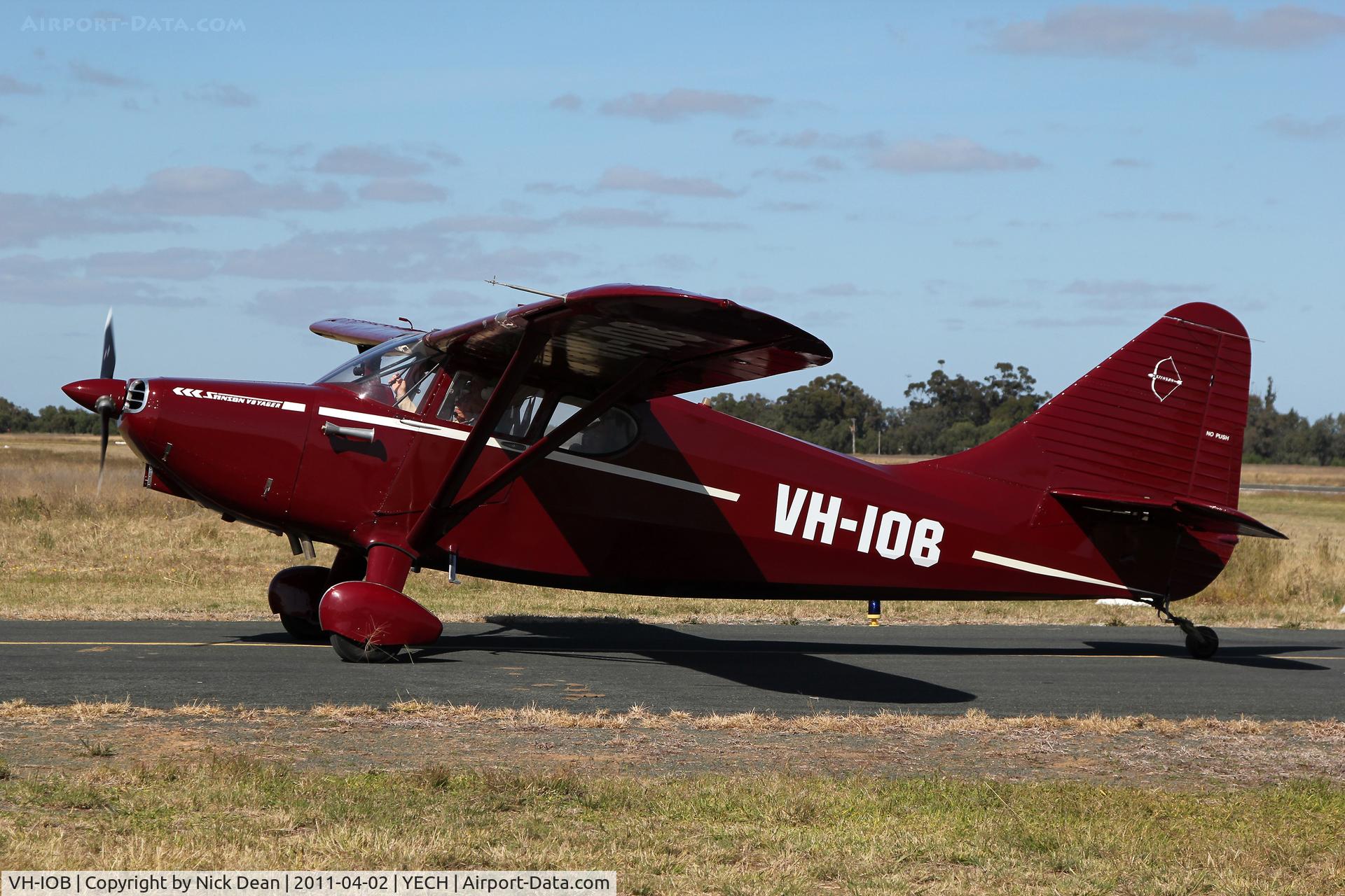 VH-IOB, 1948 Stinson 108-3 Voyager C/N 108-4384, YECH AAAA National fly in 2011