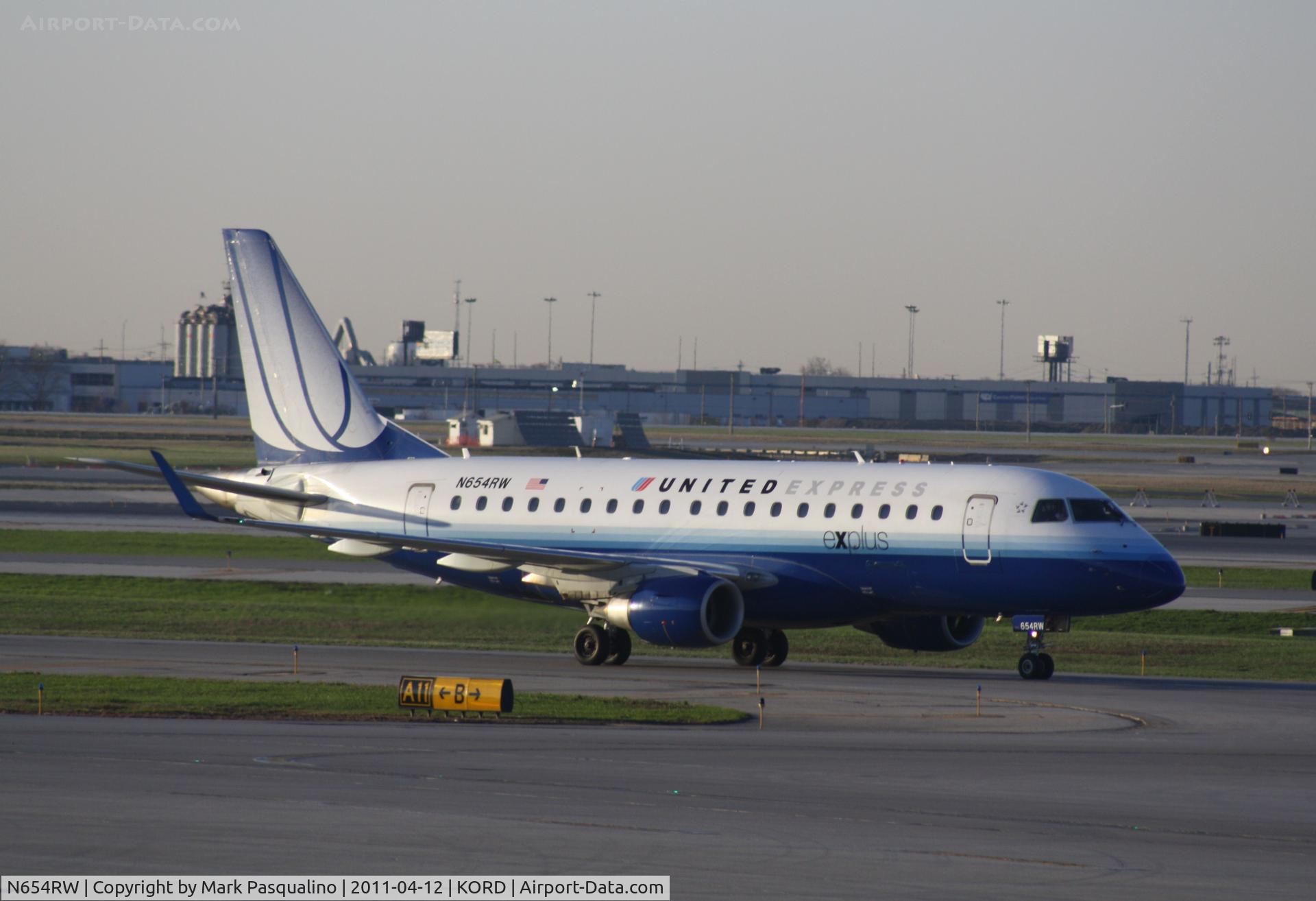 N654RW, 2005 Embraer 170SE (ERJ-170-100SE) C/N 17000104, ERJ 170-100 SE
