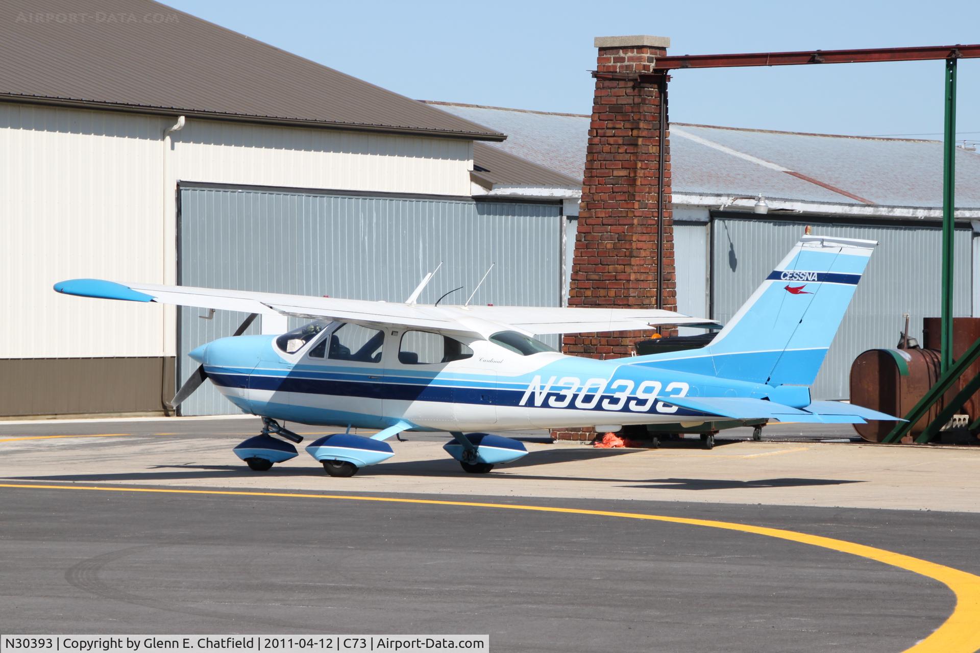 N30393, 1968 Cessna 177A Cardinal C/N 17701231, On the ramp in the sunshine