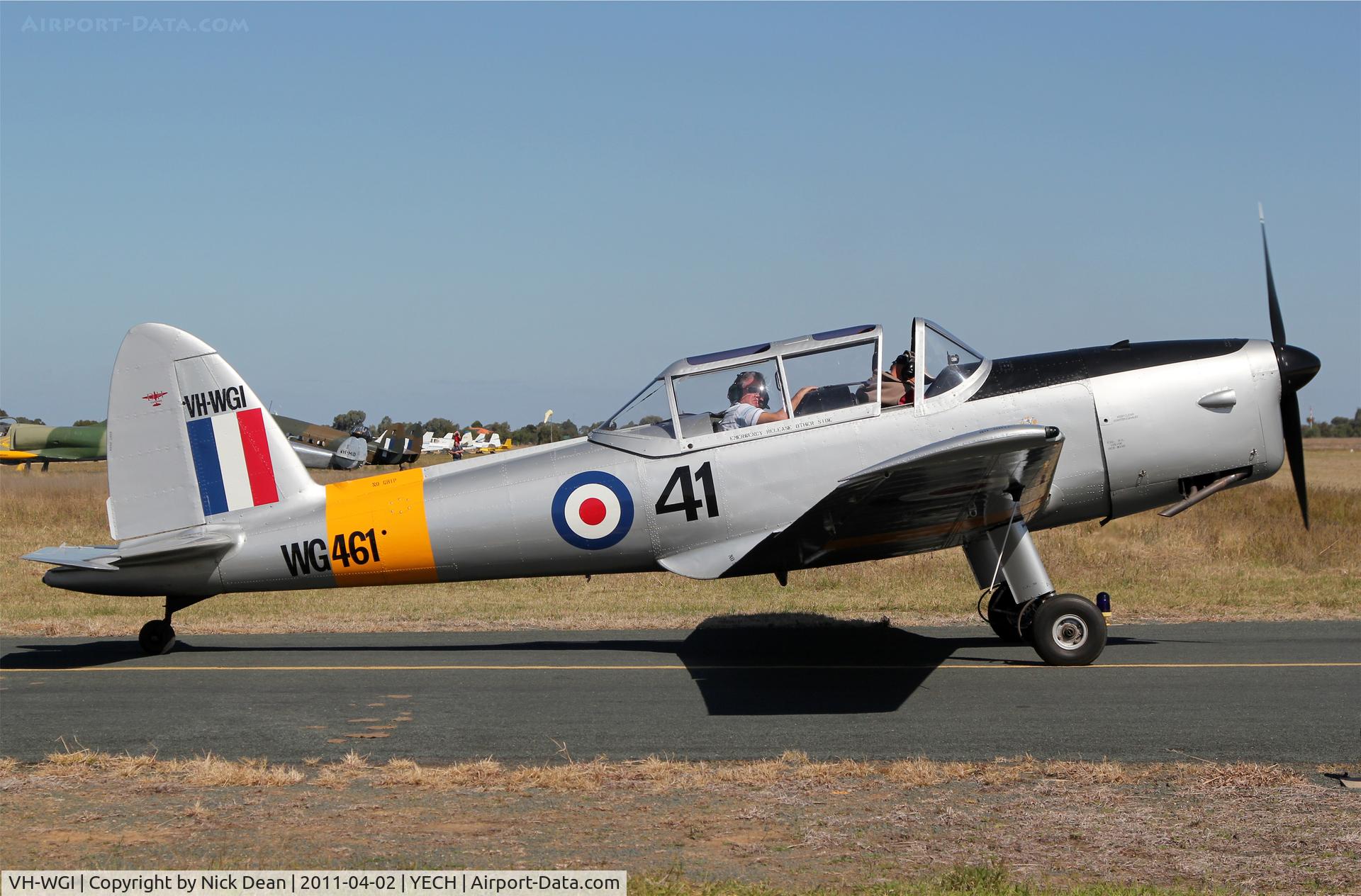 VH-WGI, 1951 De Havilland DHC-1 Chipmunk T.10 C/N C1/0511-DHB.f392, YECH AAAA National fly in 2011