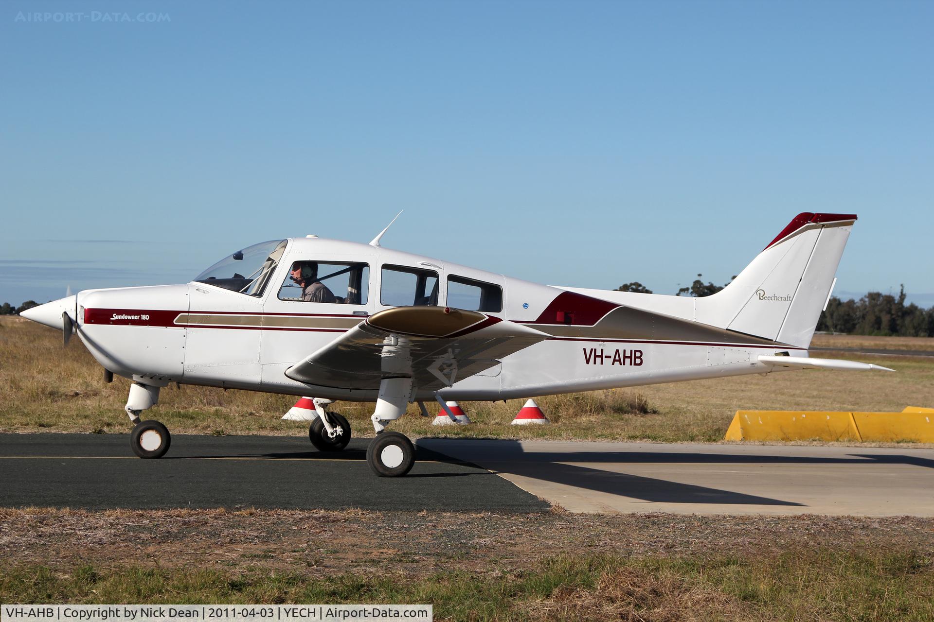 VH-AHB, 1975 Beech C23 Sundowner 180 Sundowner 180 C/N M-1795, YECH AAAA National fly in 2011