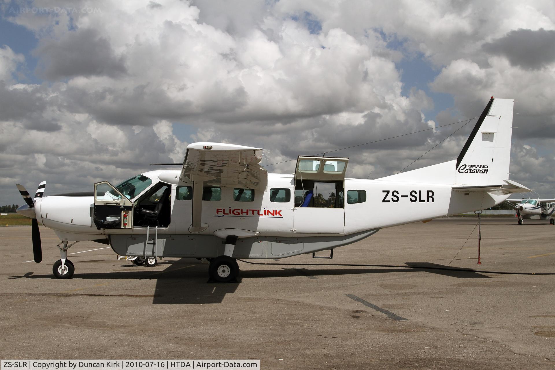 ZS-SLR, 1996 Cessna 208B Grand Caravan C/N 208B0497, Readying for a flight at Dar Es Salaam
