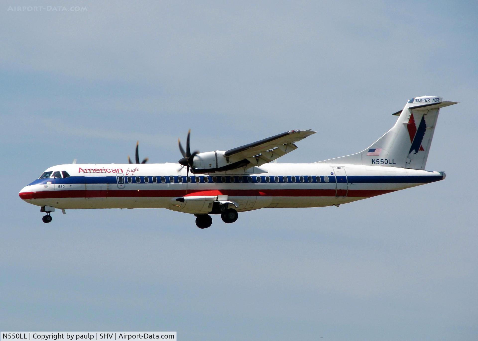 N550LL, 1998 ATR 72-212A C/N 550, American Eagle 4735 arriving from DFW.