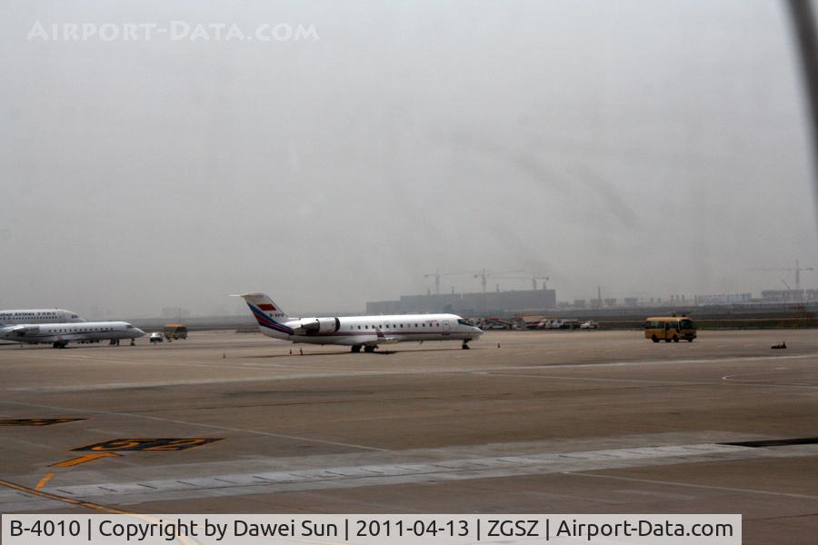 B-4010, 1997 Canadair CRJ-200LR (CL-600-2B19) C/N 7189, B-4010