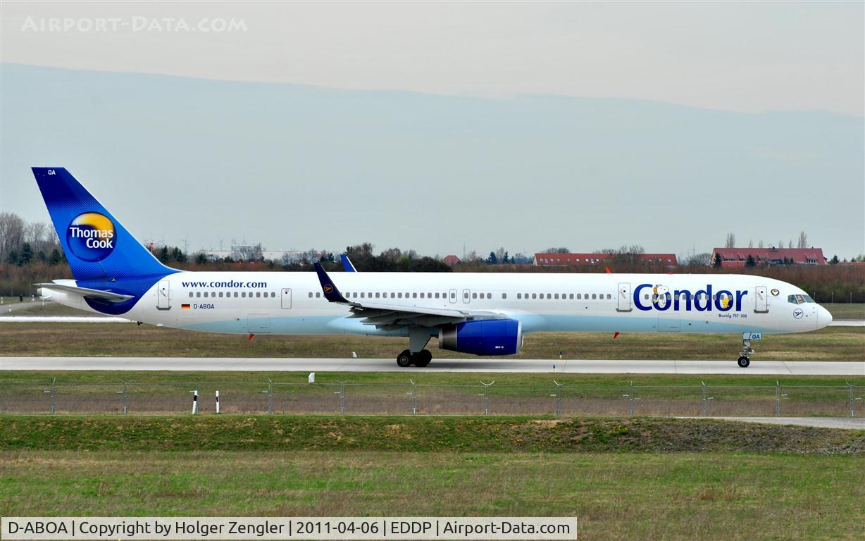 D-ABOA, 1998 Boeing 757-330 C/N 29016, Snoopy-and-his-friends-Airlines is passing by for a take-off to mediterranean beaches.