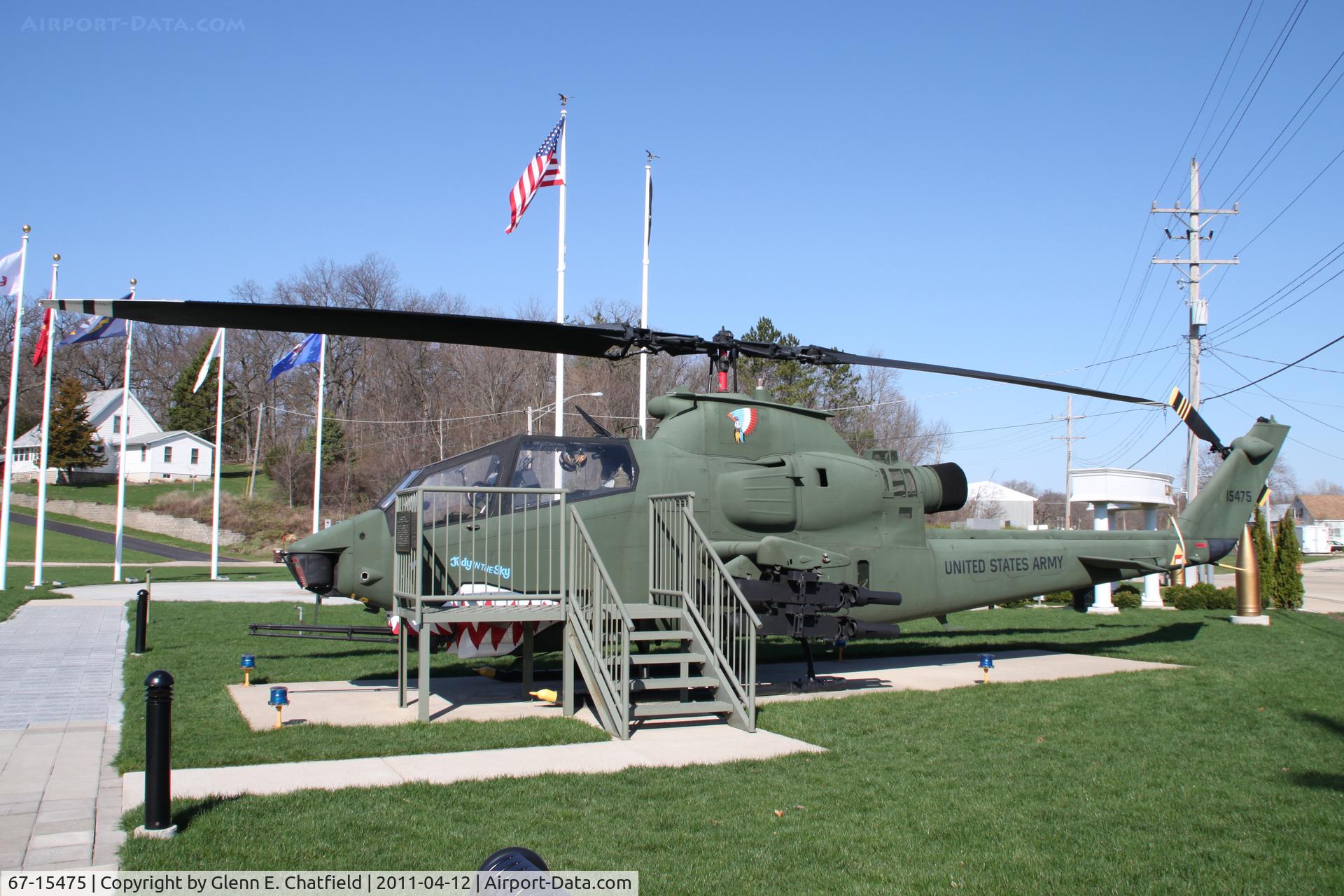 67-15475, 1967 Bell AH-1G Cobra C/N 20139, Dixon, IL Veteran's Memorial