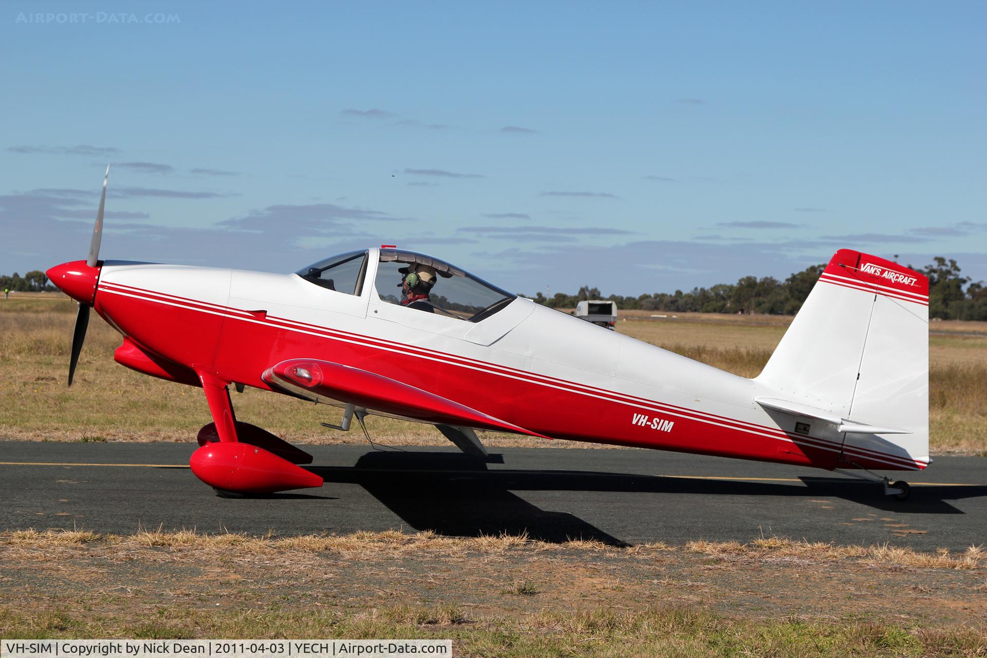 VH-SIM, Vans RV-7 C/N 71667, YECH AAAA National fly in 2011
