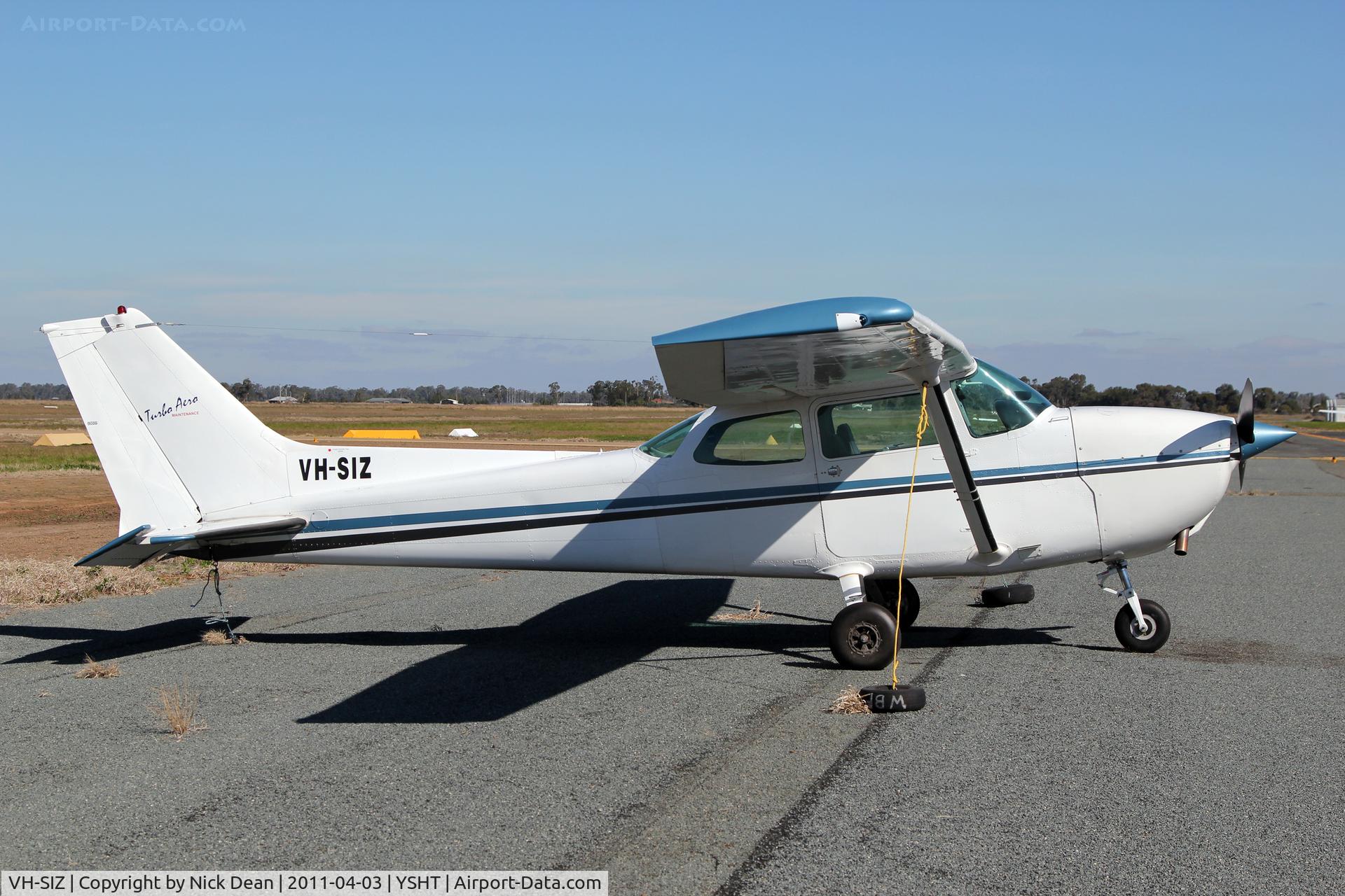 VH-SIZ, 1981 Cessna 172P C/N 17274689, YSHT/SHT