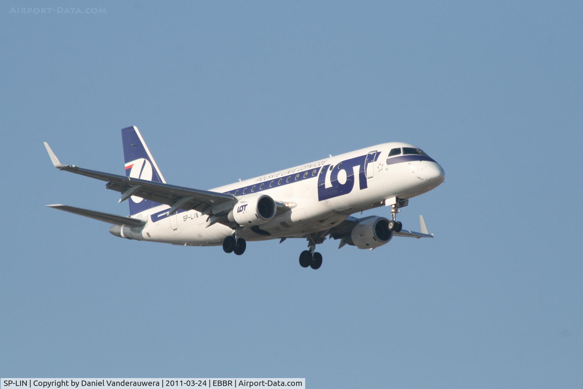 SP-LIN, 2010 Embraer 175LR (ERJ-170-200LR) C/N 17000313, Arrival of flight LO235 to RWY 02
