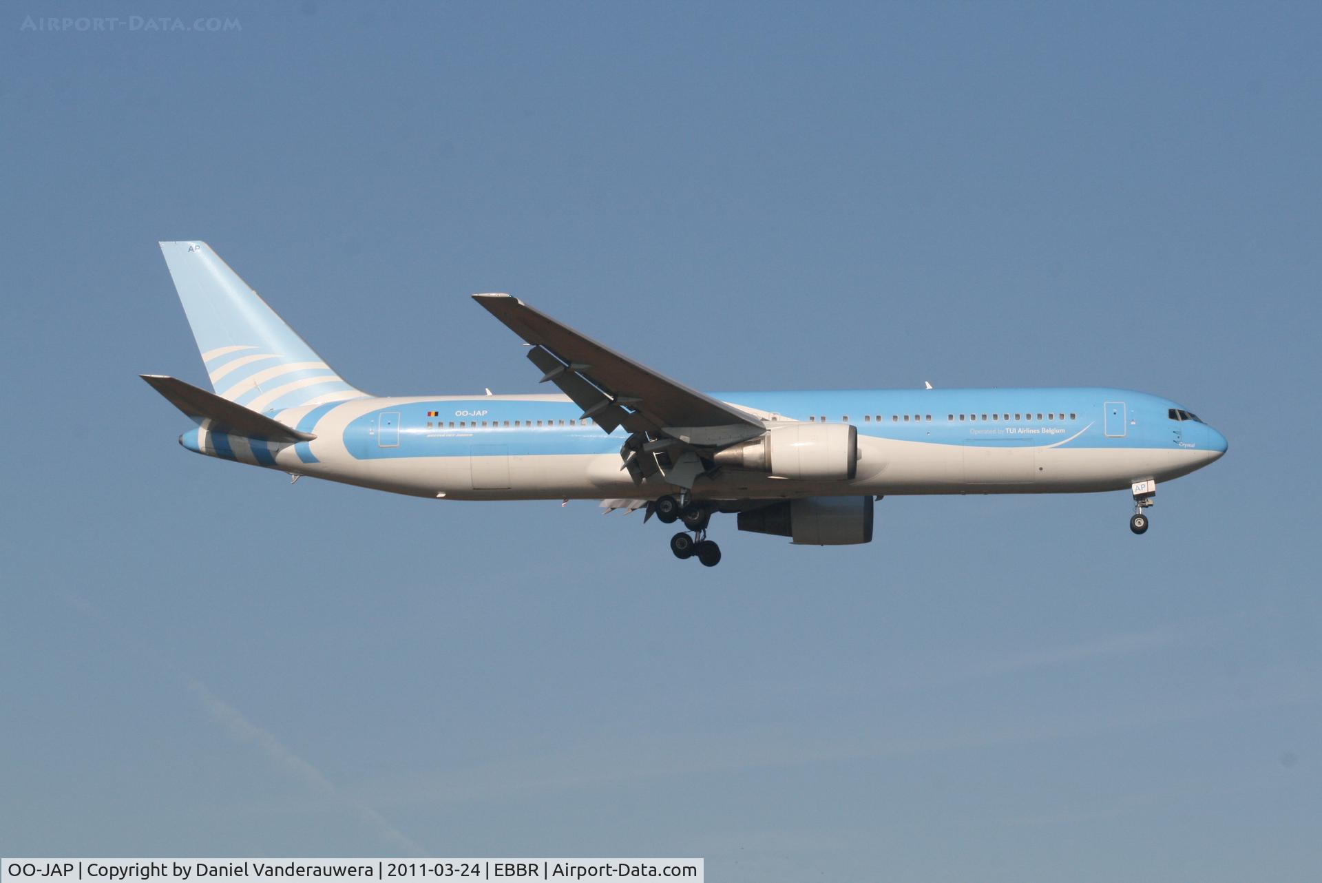 OO-JAP, 2001 Boeing 767-38E/ER C/N 30840, Flight JAF304 is descending to rwy 02
