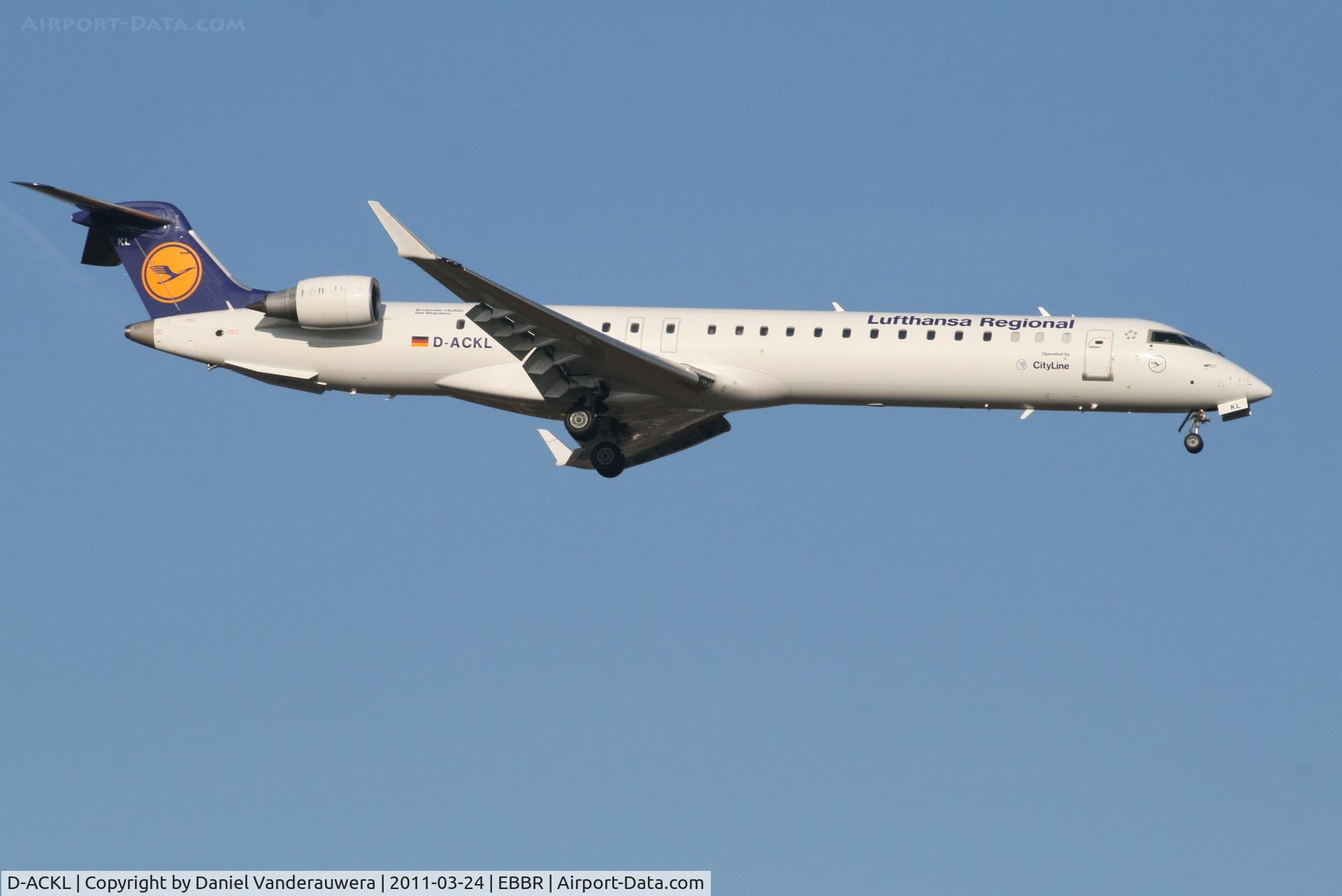 D-ACKL, 2006 Bombardier CRJ-900LR (CL-600-2D24) C/N 15095, Flight LH2282 is arriving to RWY 02