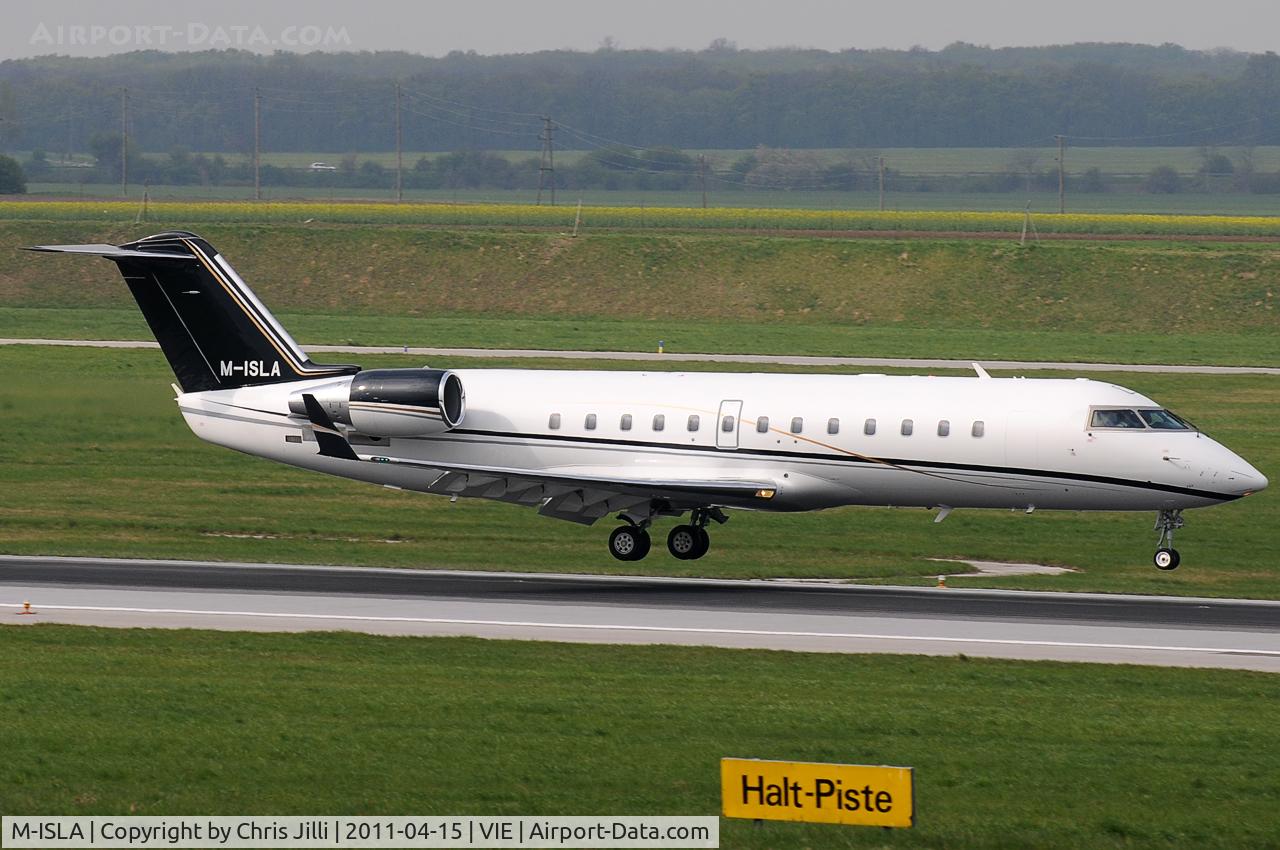 M-ISLA, 2007 Bombardier Challenger 850 (CL-600-2B19) C/N 8080, Private