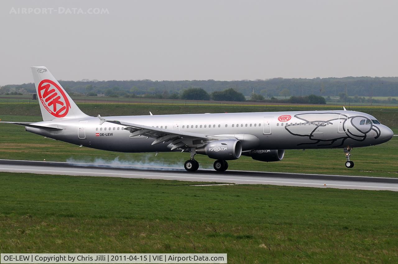 OE-LEW, 2011 Airbus A321-211 C/N 4611, NIKI