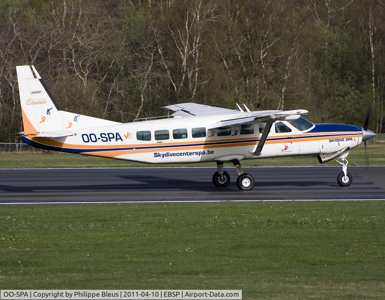 OO-SPA, 1996 Cessna 208B Grand Caravan C/N 208B0587, The Grand Caravan accelerating on rwy 05 with her load of skydivers.