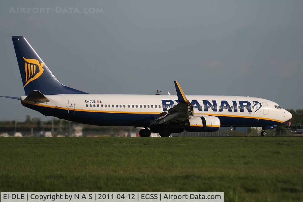 EI-DLE, 2006 Boeing 737-8AS C/N 33587, Arriving