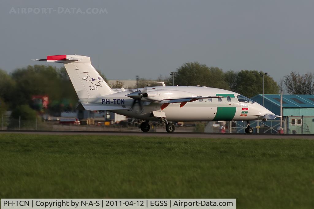 PH-TCN, 2004 Piaggio P-180 Avanti C/N 1089, Arriving