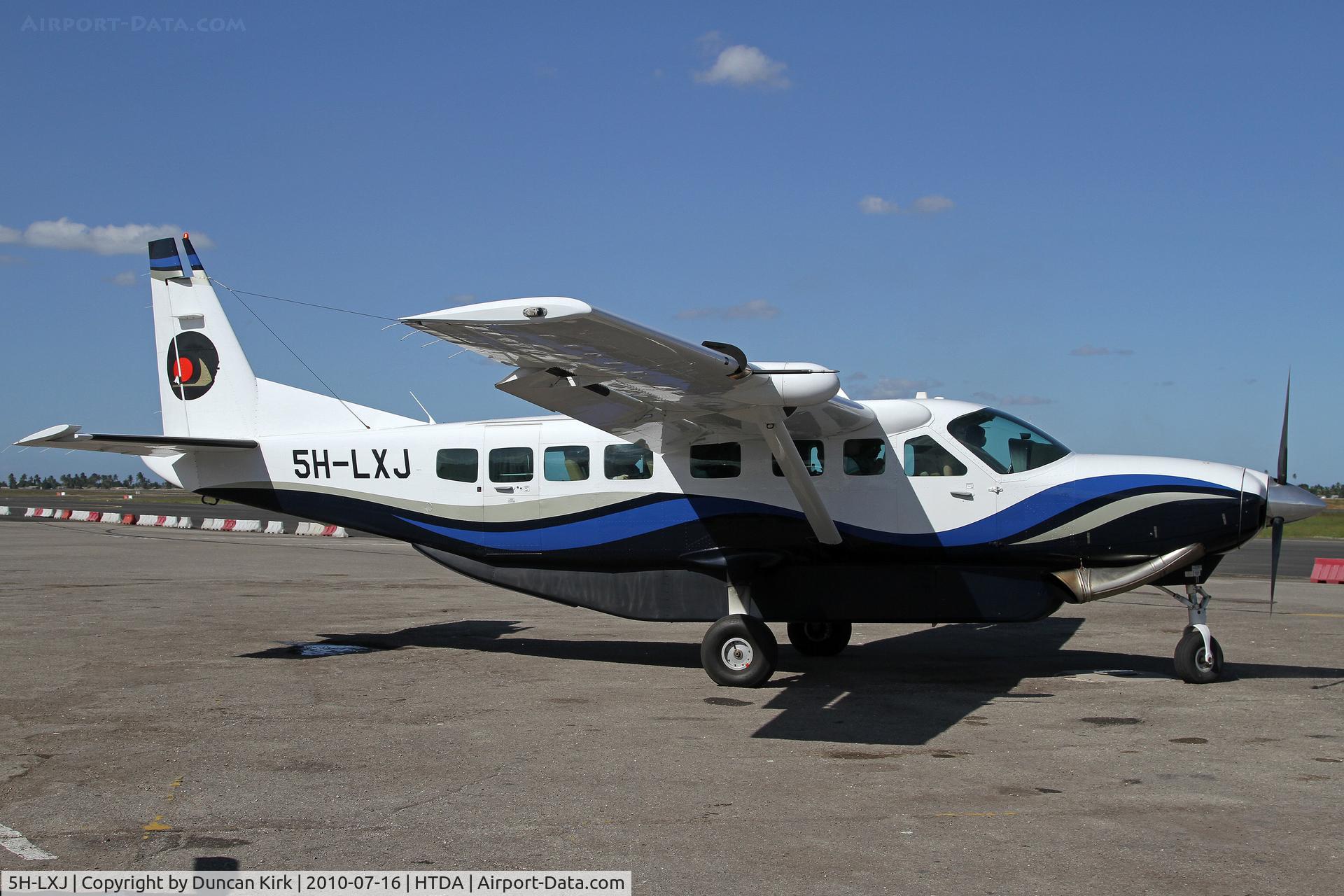 5H-LXJ, 2006 Cessna 208B Grand Caravan C/N 208B1230, Leased to Coastal