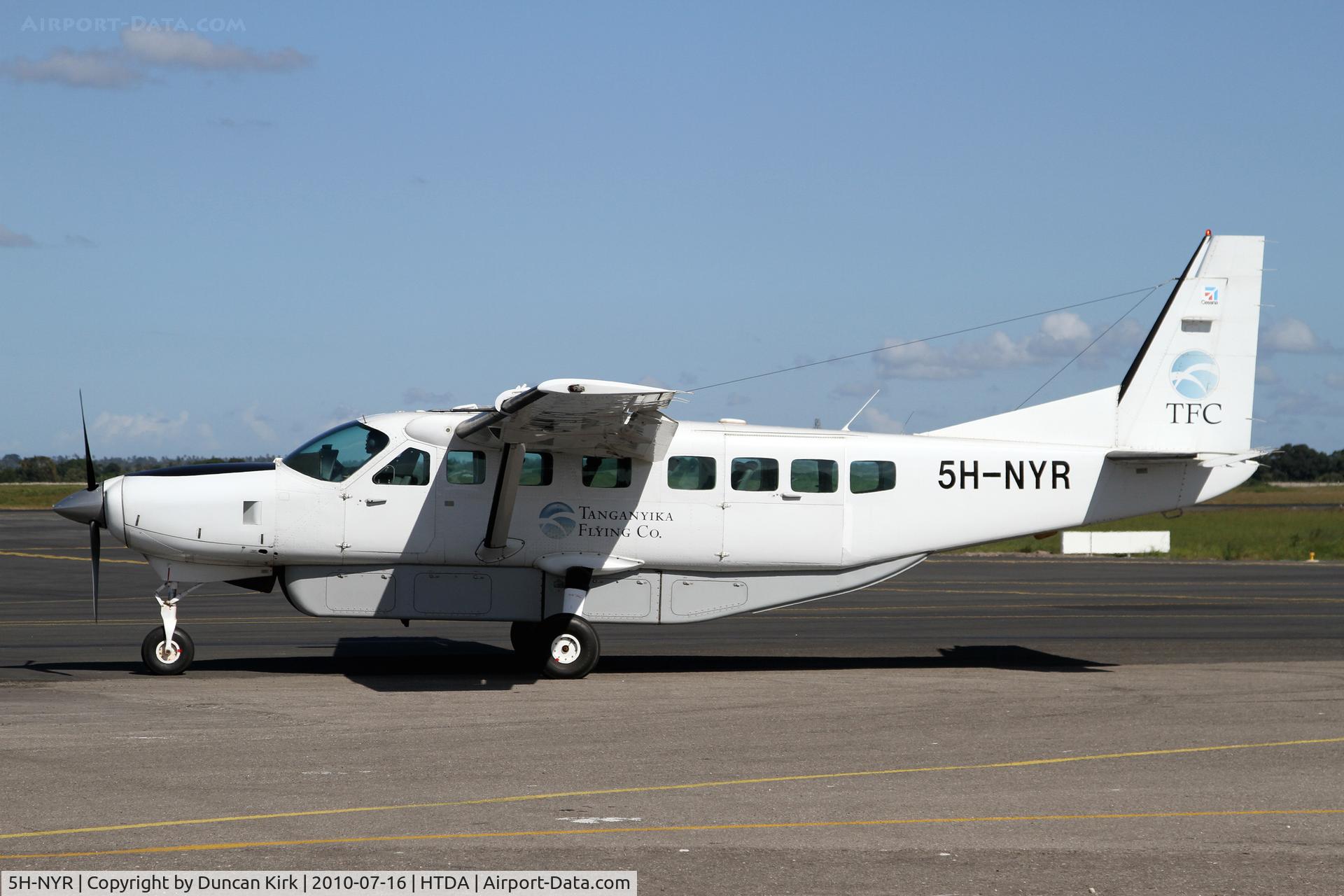 5H-NYR, 1994 Cessna 208B  Grand Caravan C/N 208B0382, Tanganyika Flying Co. Caravan