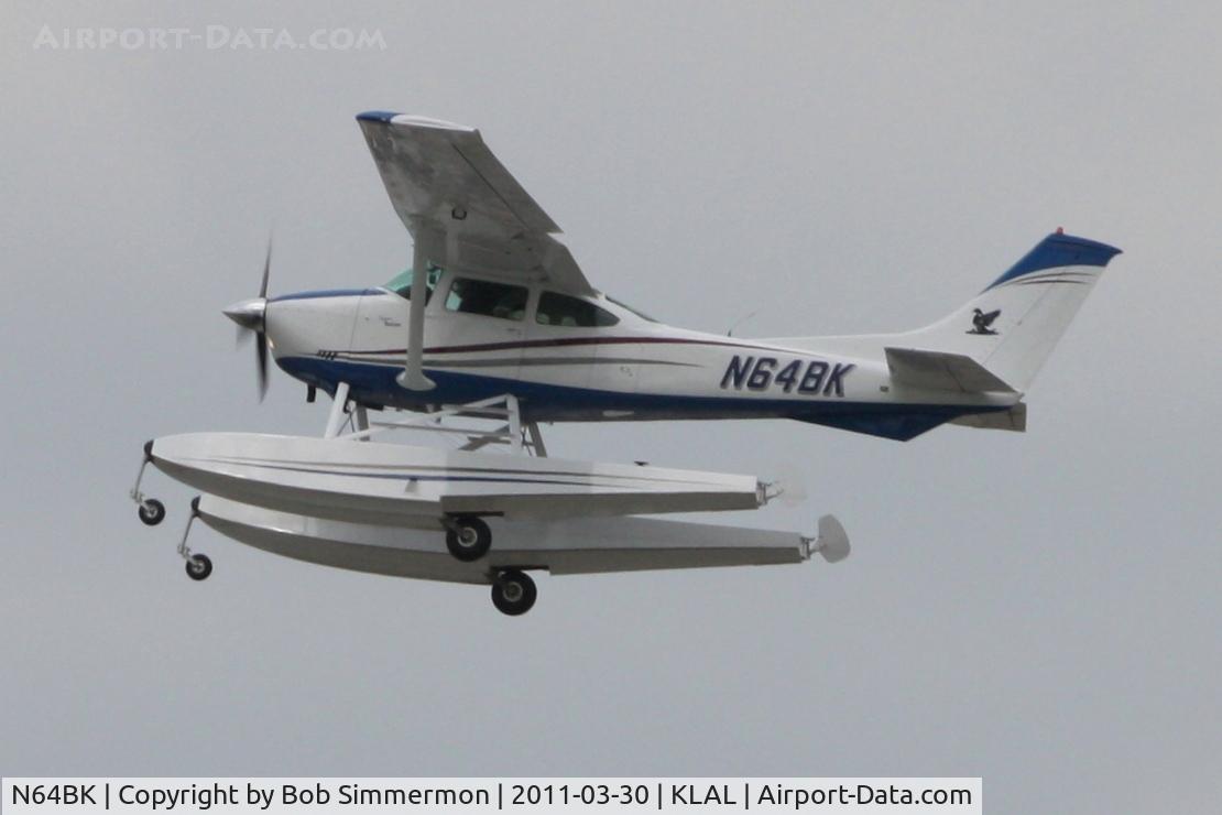 N64BK, 1972 Cessna 182P Skylane C/N 18261353, Departing Sun N Fun 2011 - Lakeland, FL