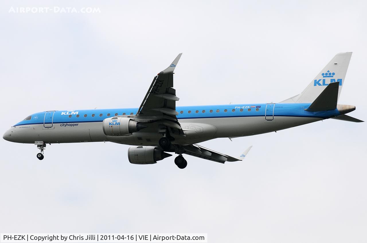 PH-EZK, 2009 Embraer 190LR (ERJ-190-100LR) C/N 19000326, KLM Cityhopper