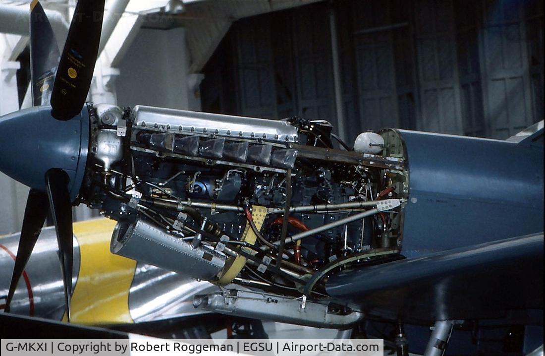 G-MKXI, 1944 Supermarine 365 Spitfire PR.XI C/N 6S/504719, G-MKXI R in PRU blue.OFMC 1995.