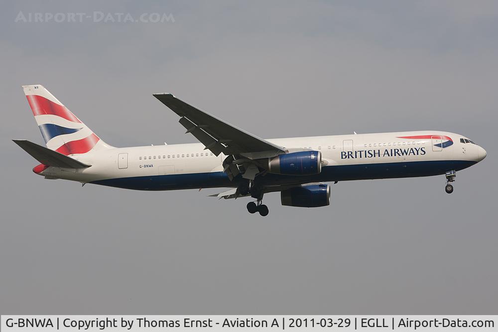 G-BNWA, 1989 Boeing 767-336 C/N 24333, finals 09L