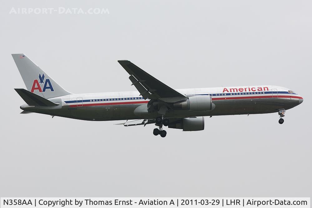 N358AA, 1988 Boeing 767-323 C/N 24039, finals 09L