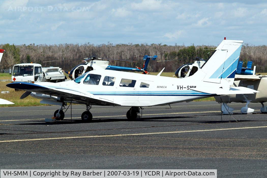 VH-SMM, 1973 Piper PA-34-200 C/N 34-7450084, Piper PA-34-200 Seneca [34-7450084] Caloundra~VH 19/03/2007