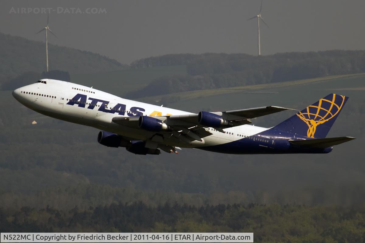 N522MC, 1979 Boeing 747-2D7B C/N 21783, departing westbound