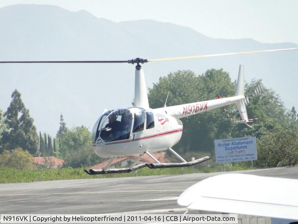 N916VK, 2006 Robinson R44 II C/N 11162, Lifting off before heading west