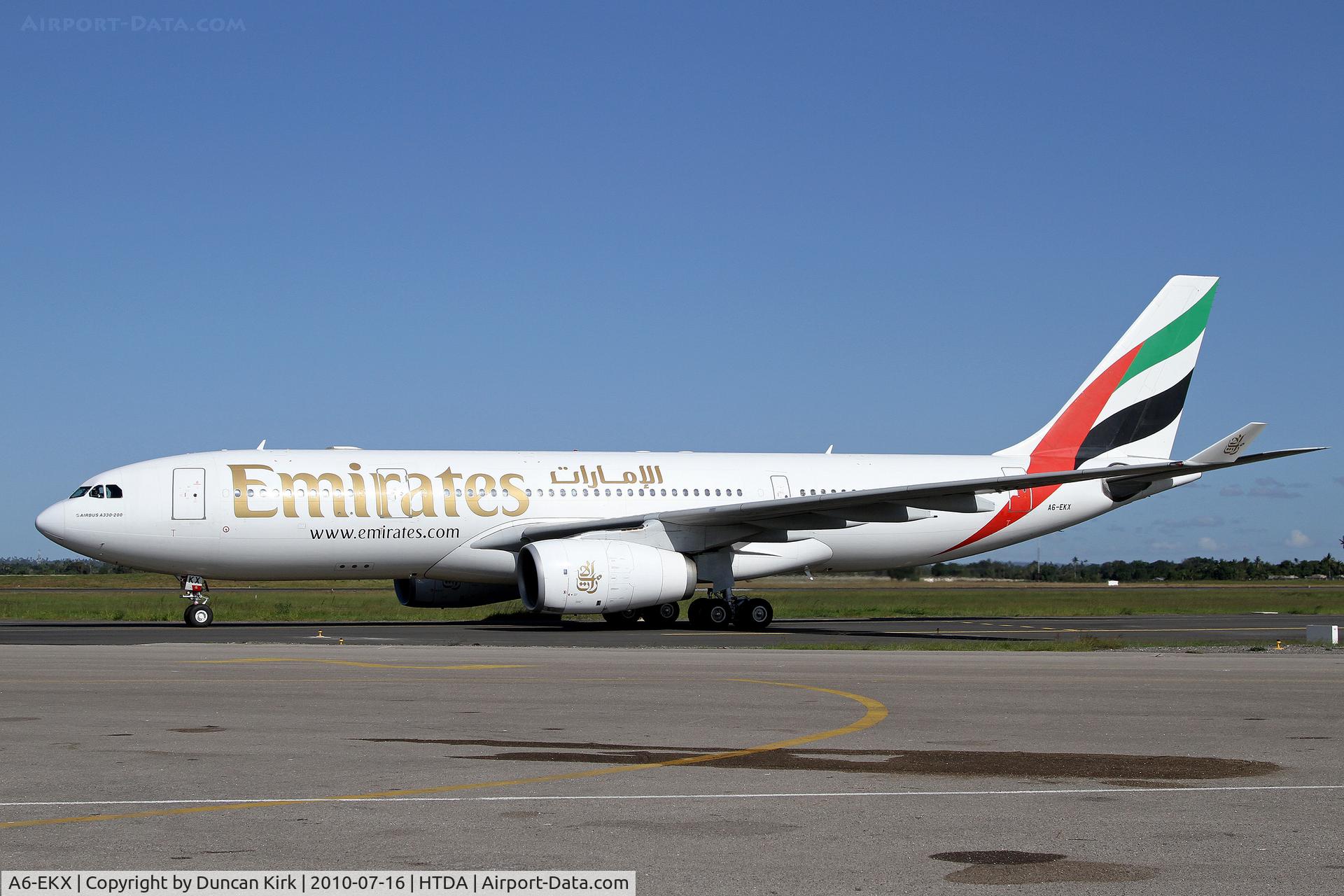A6-EKX, 2000 Airbus A330-243 C/N 326, Taxiing in at Dar Es Salaam
