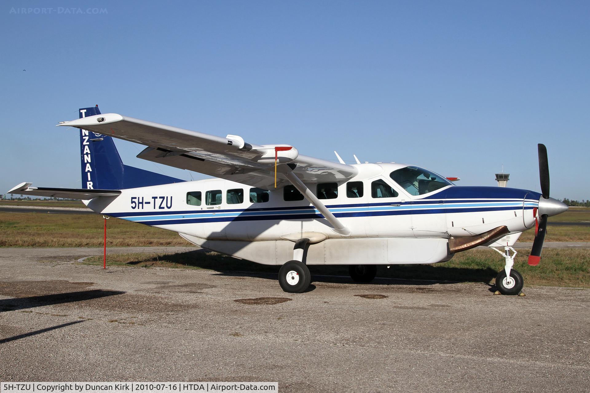 5H-TZU, 1997 Cessna 208B Grand Caravan C/N 208B0639, Tanzanair Caravan