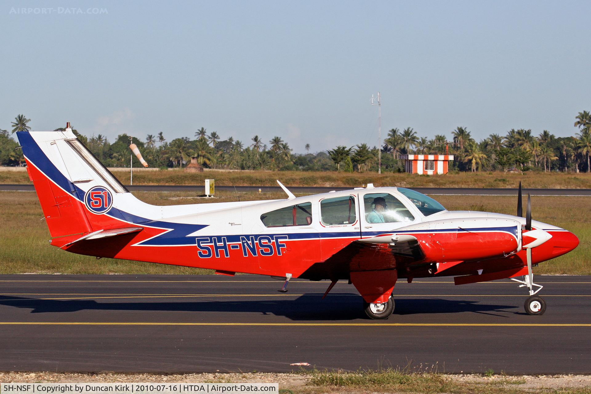 5H-NSF, 1969 Beech 56TC Turbo Baron C/N TG-83, Nice evening shot