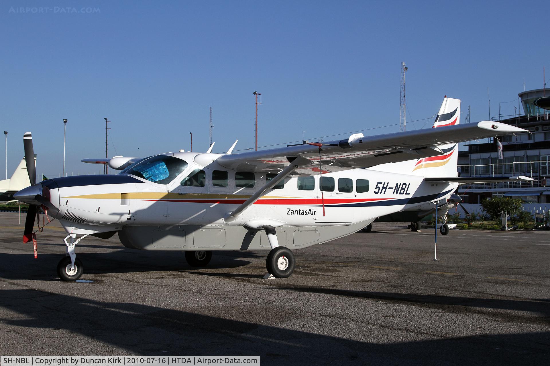 5H-NBL, 2007 Cessna 208B Grand Caravan C/N 208B-1293, Early morning on the commuter ramp
