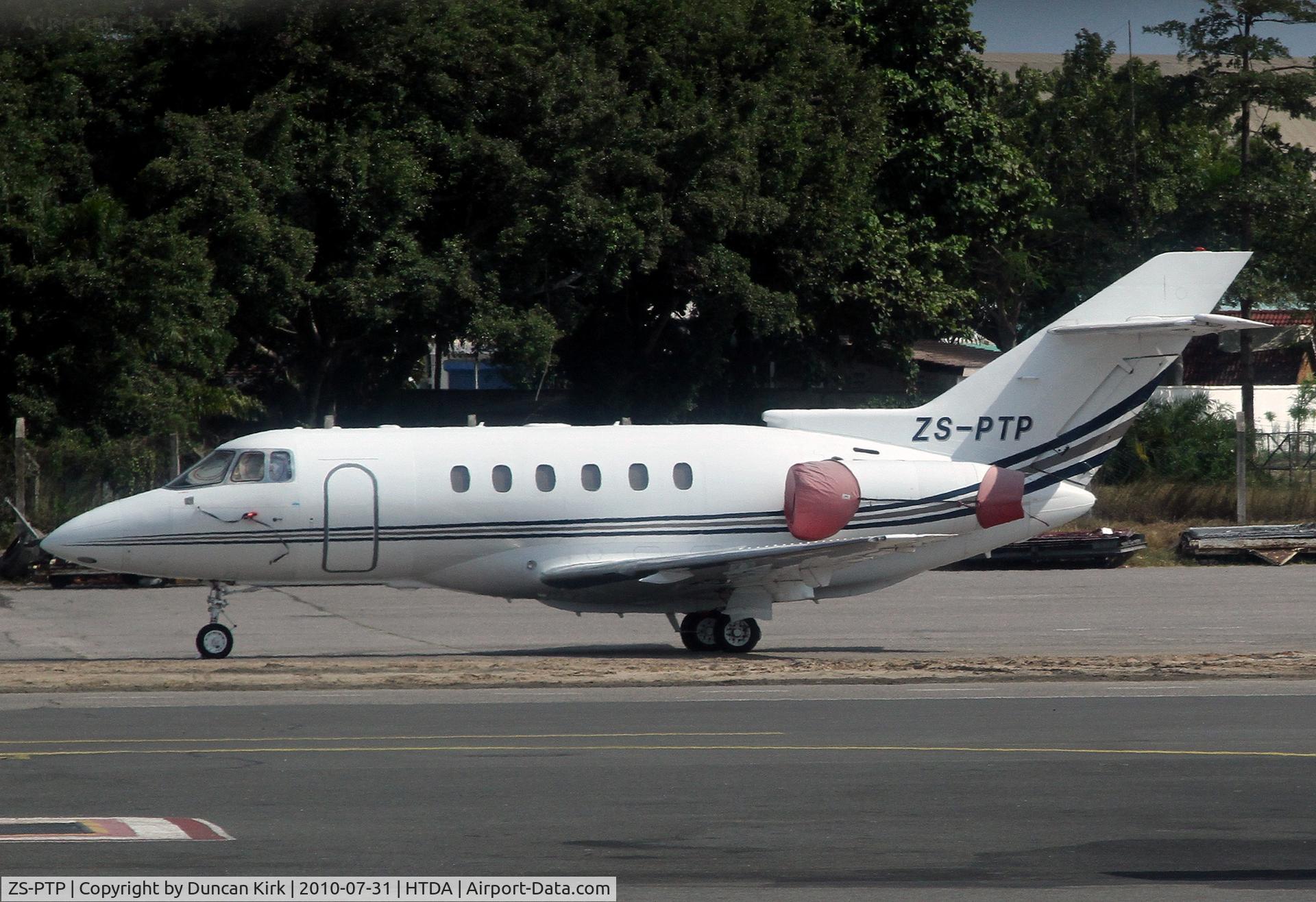 ZS-PTP, 2003 Raytheon Hawker 800XP C/N 258633, Hawker at Dar Es Salaam