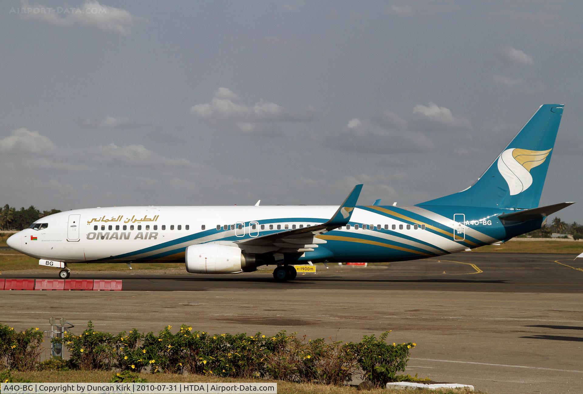 A4O-BG, 2009 Boeing 737-8FZ C/N 29664, Taxiing in at Dar Es Salaam