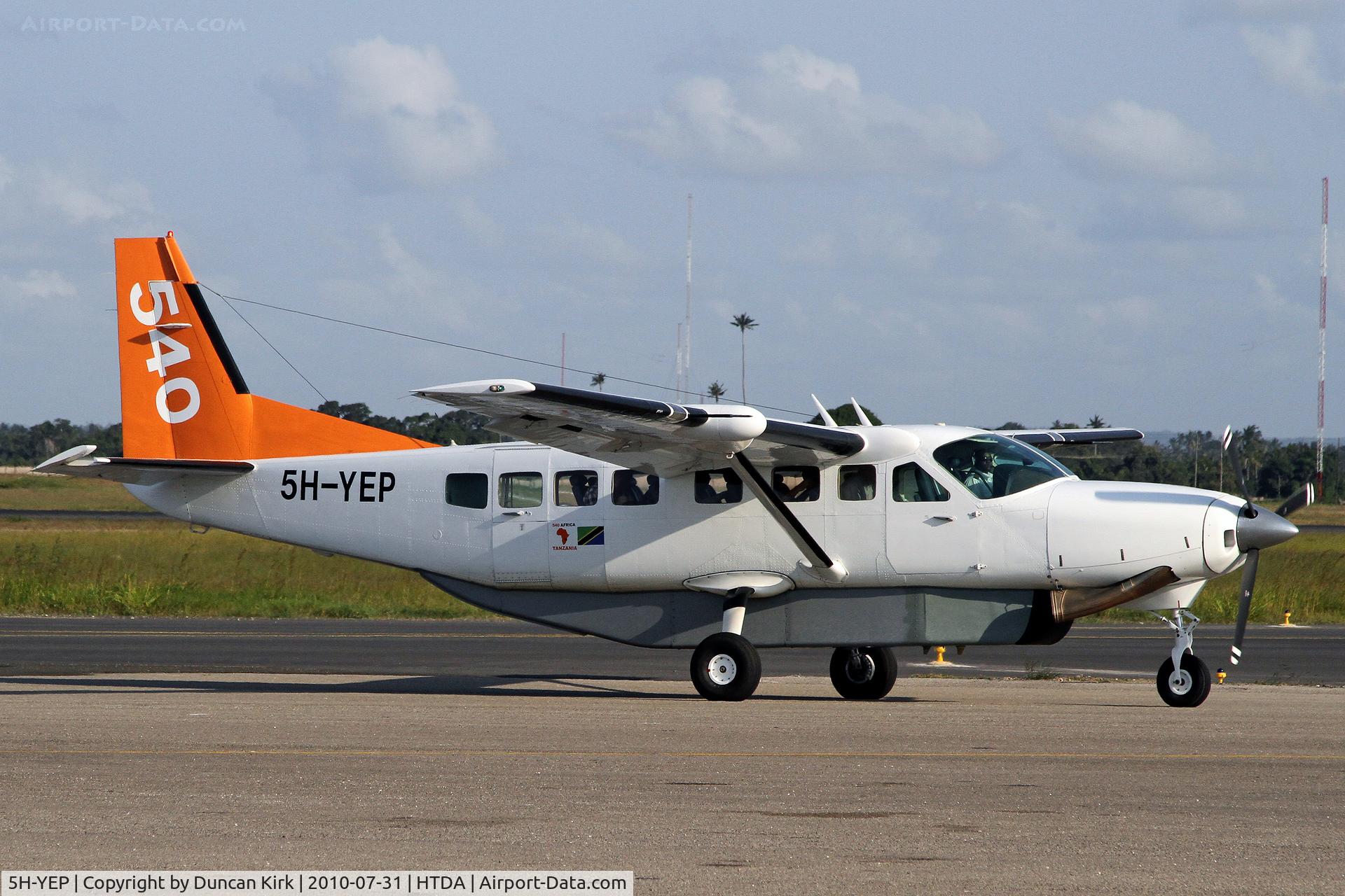 5H-YEP, 1996 Cessna 208B Grand Caravan C/N 208B0525, Caravans are a plenty at Dar Es Salaam