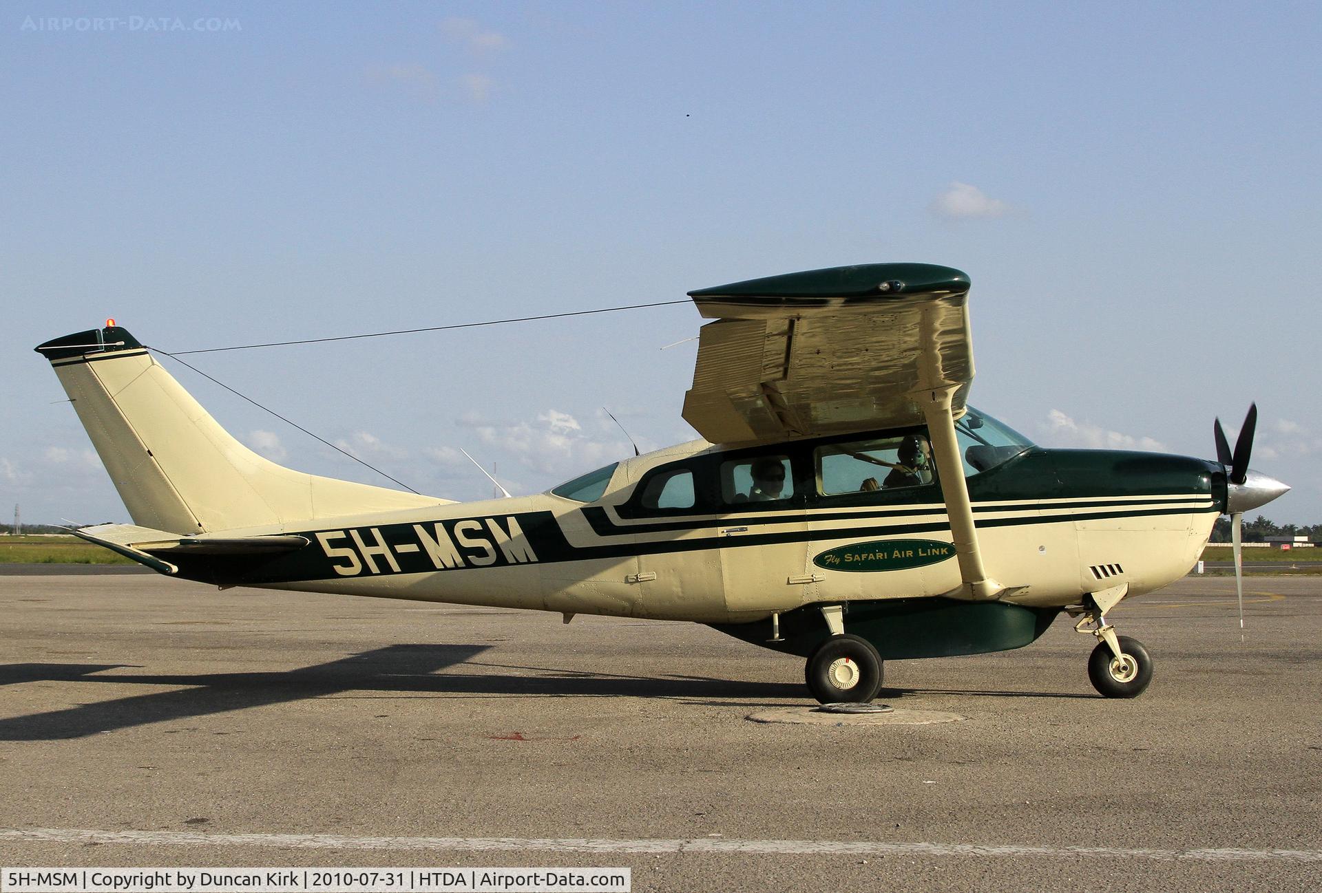 5H-MSM, 1981 Cessna U206G Stationair C/N U206G-06535, Evening shot